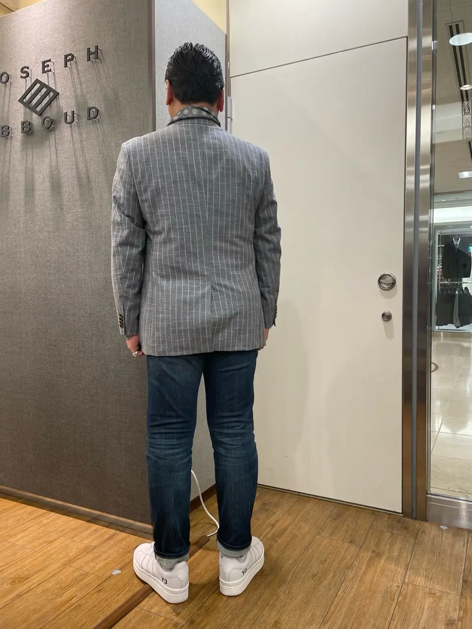 JOSEPH ABBOUD 辰見 コーディネート画像