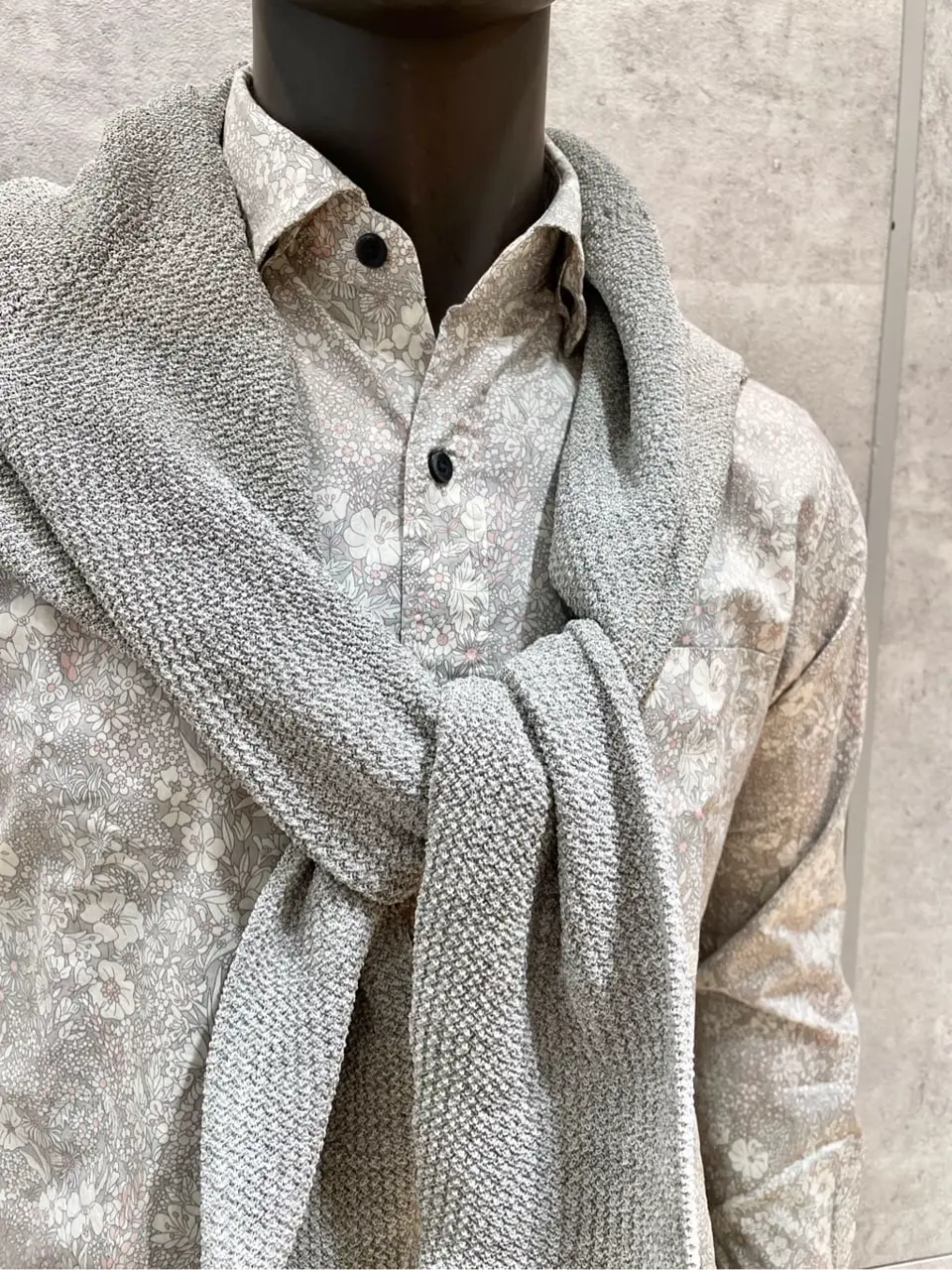 JOSEPH ABBOUD 二澤 コーディネート画像