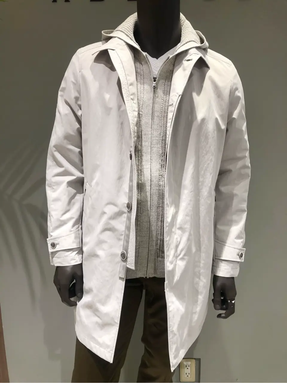 JOSEPH ABBOUD 川田 コーディネート画像