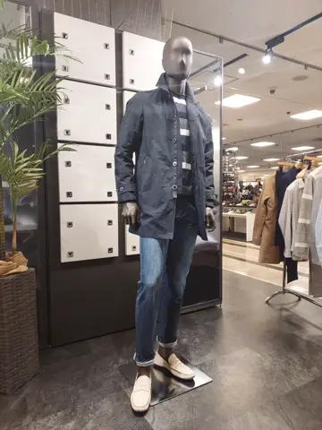 JOSEPH ABBOUD 宮下 コーディネート画像