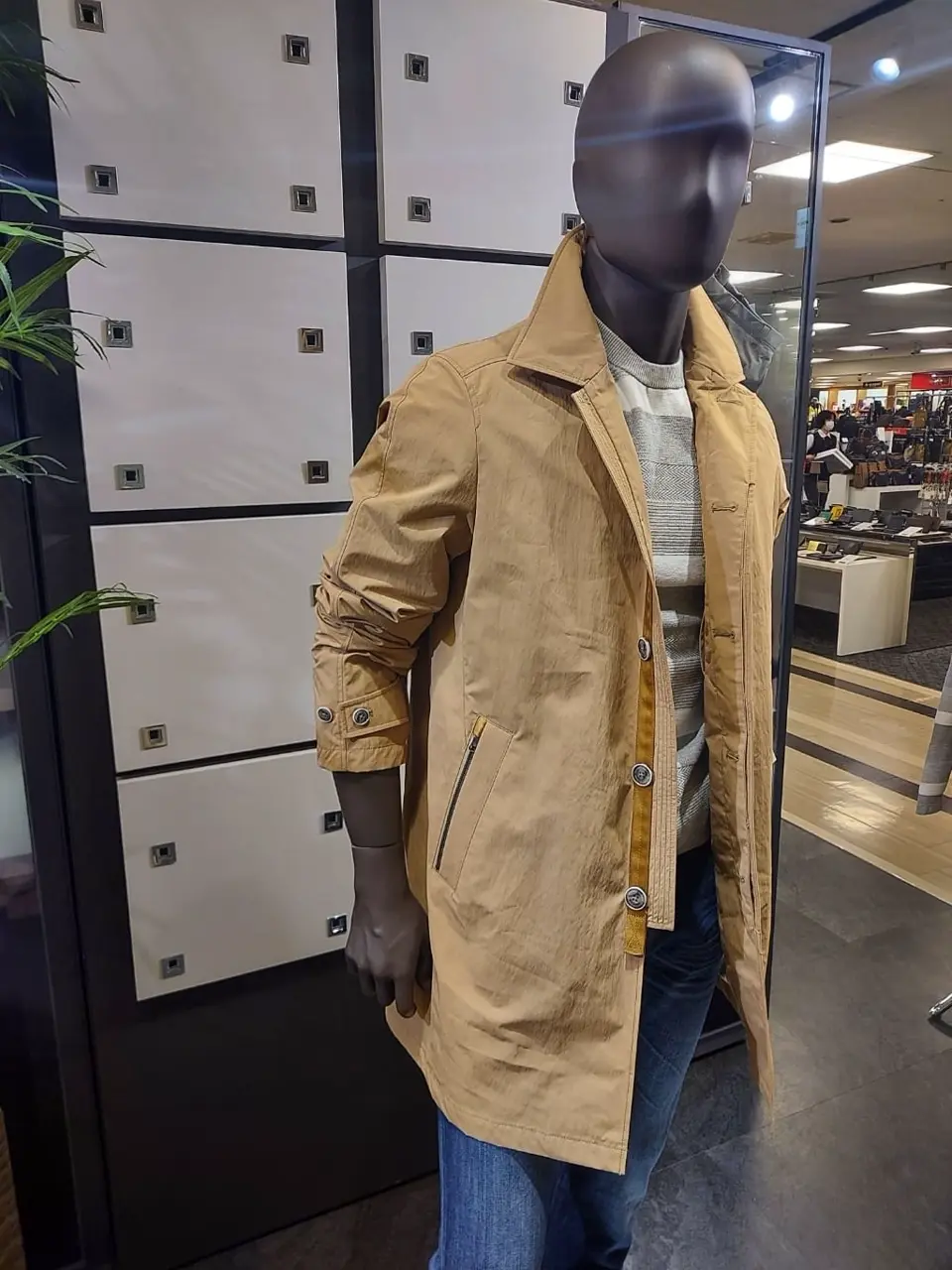 JOSEPH ABBOUD 宮下 コーディネート画像