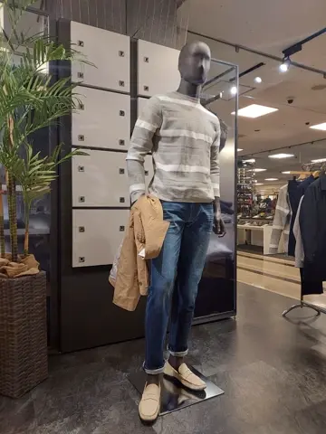 JOSEPH ABBOUD 宮下 コーディネート画像