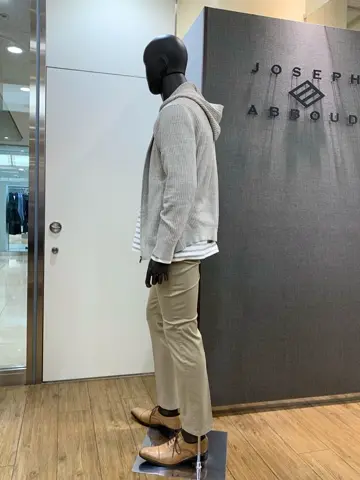 JOSEPH ABBOUD 草野 コーディネート画像