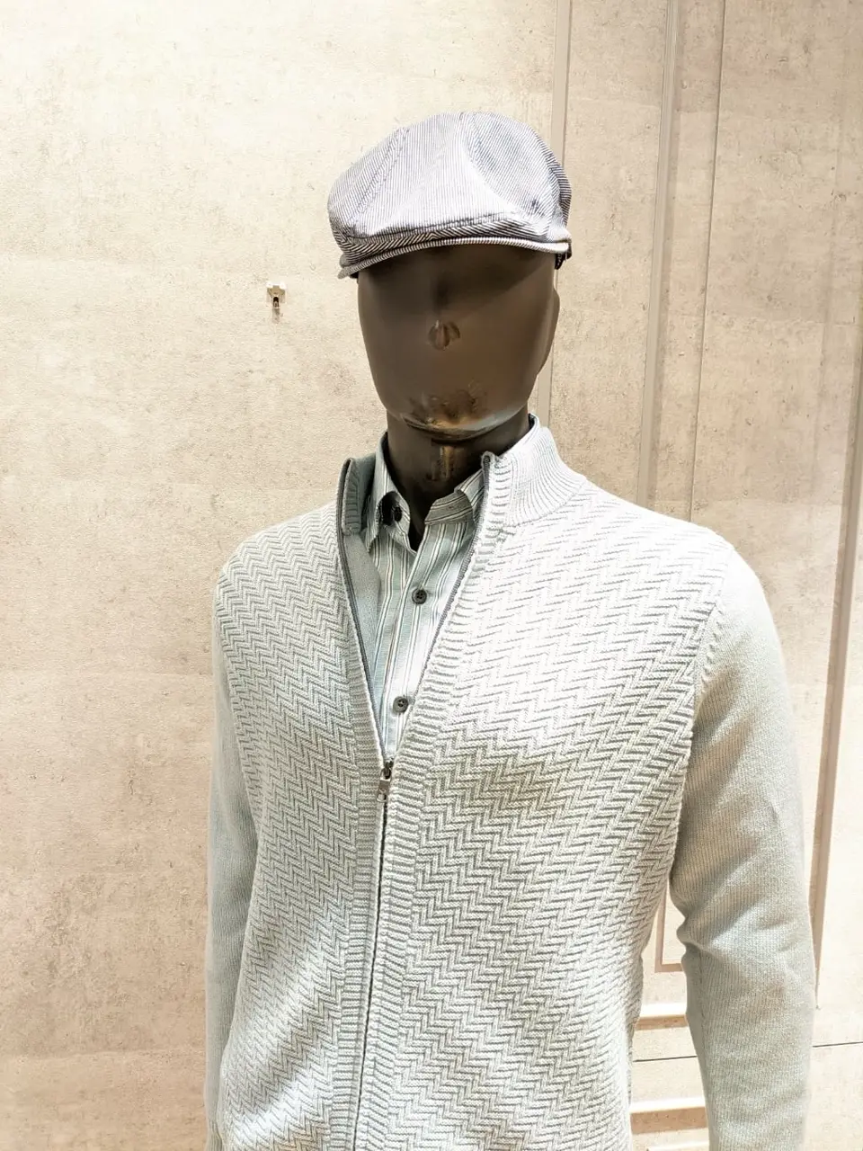 JOSEPH ABBOUD 大久 コーディネート画像