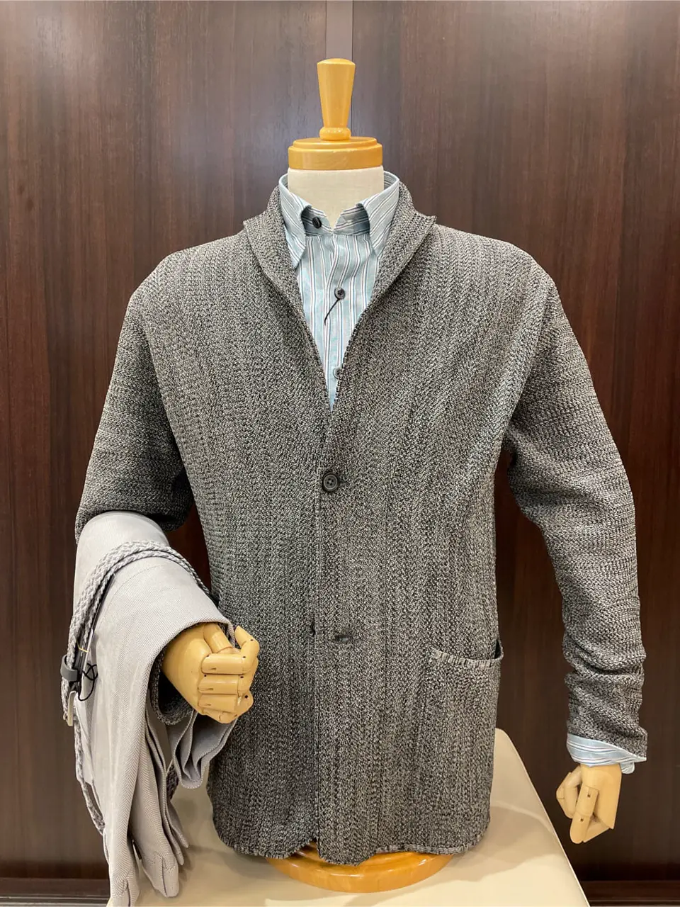 JOSEPH ABBOUD 松山 コーディネート画像