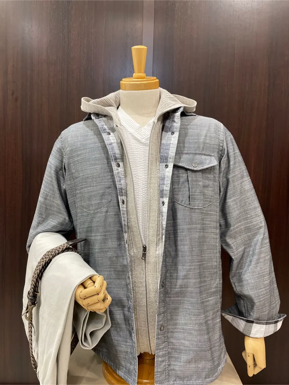 JOSEPH ABBOUD 松山 コーディネート画像