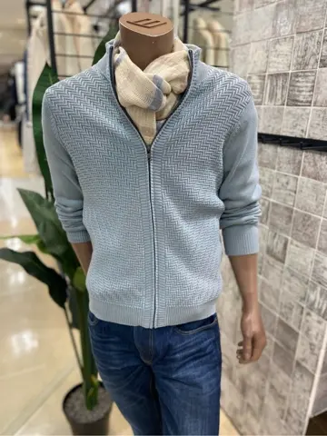 JOSEPH ABBOUD たかい　かおり コーディネート画像