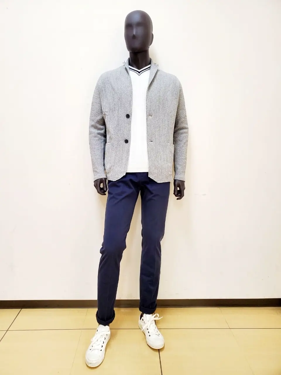  亀井 コーディネート画像