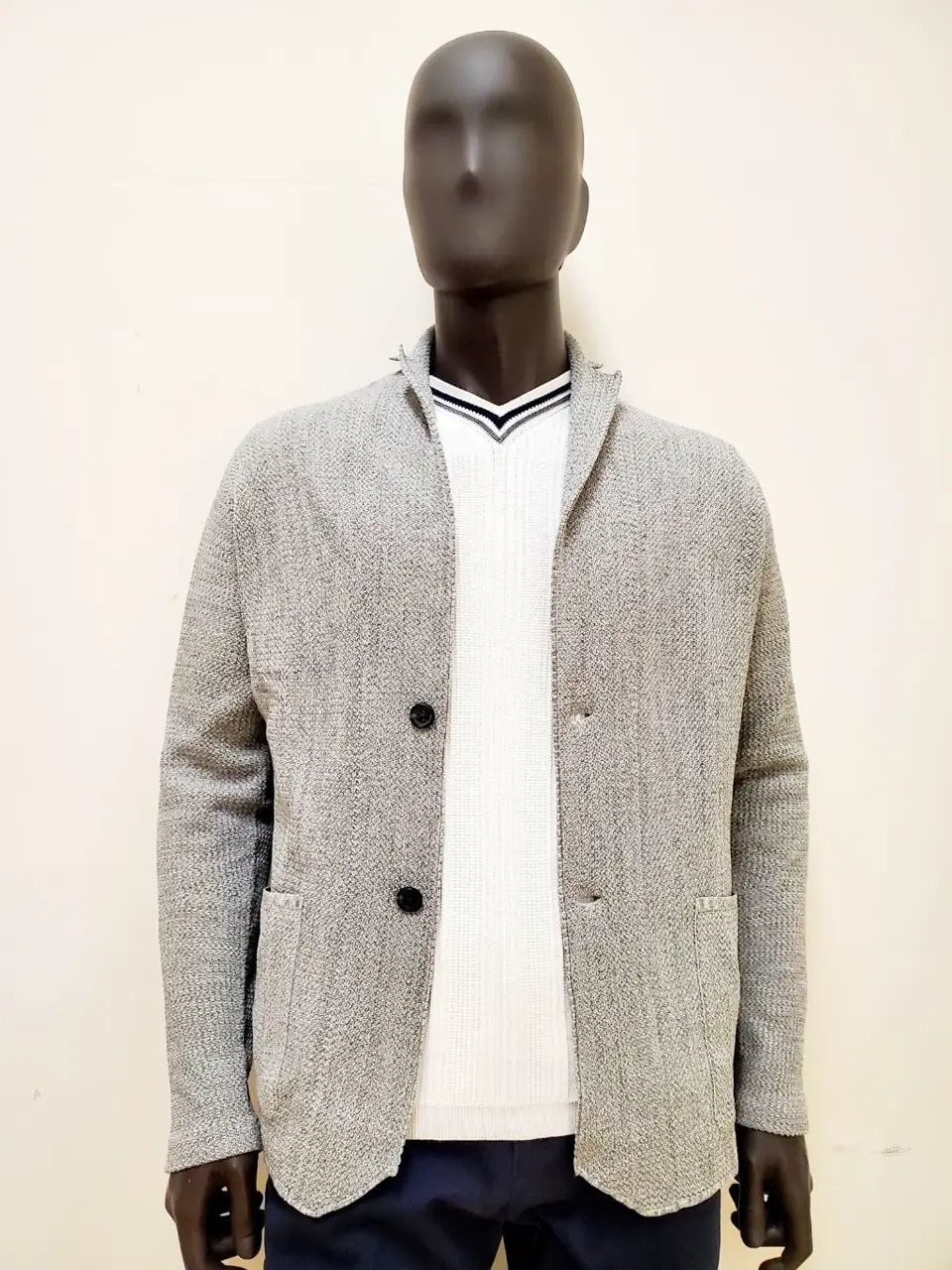 JOSEPH ABBOUD 亀井 コーディネート画像