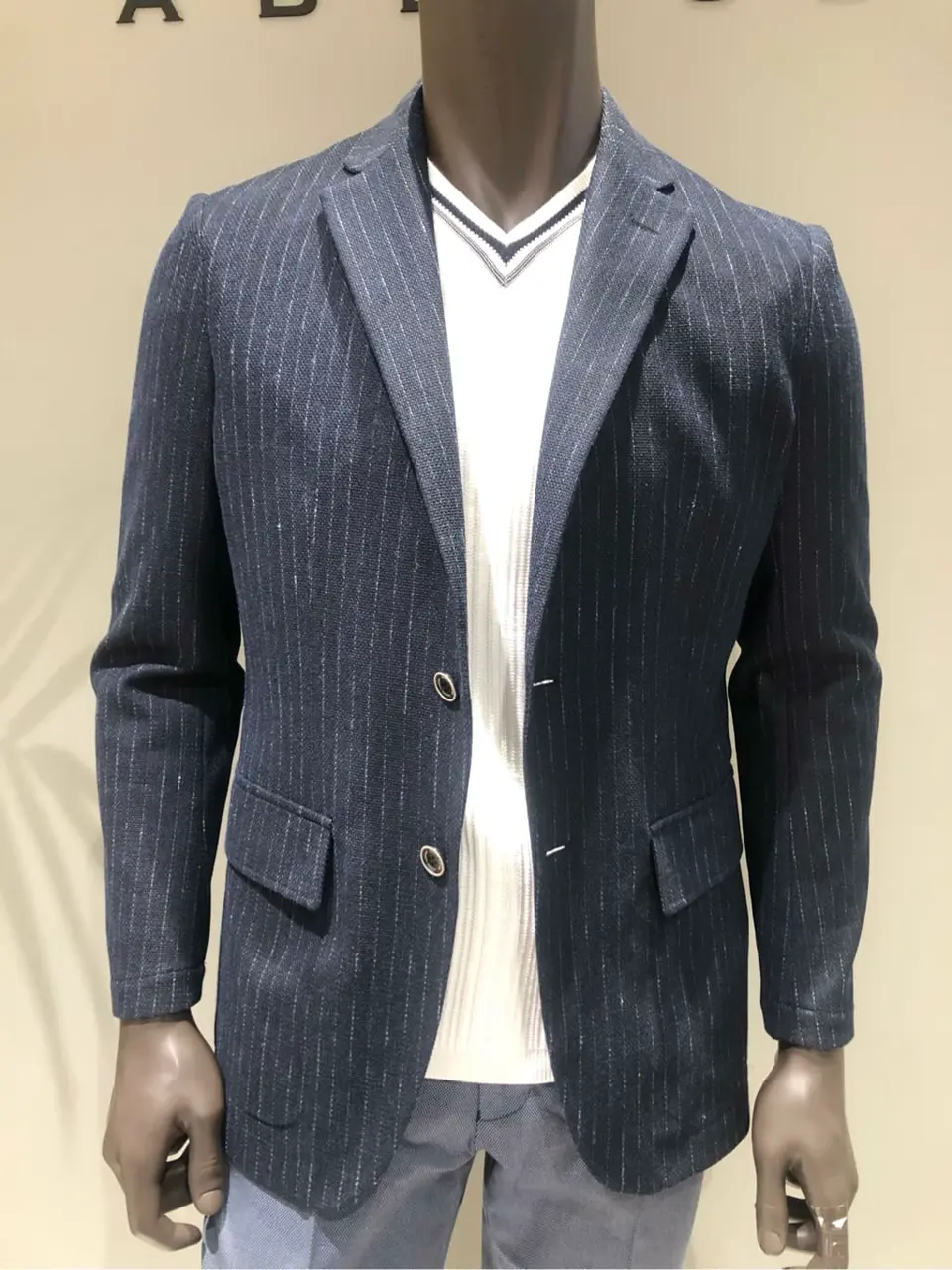 JOSEPH ABBOUD 川田 コーディネート画像