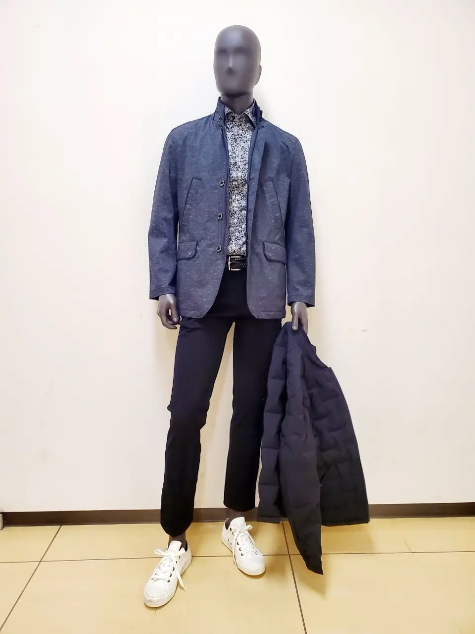  亀井 コーディネート画像