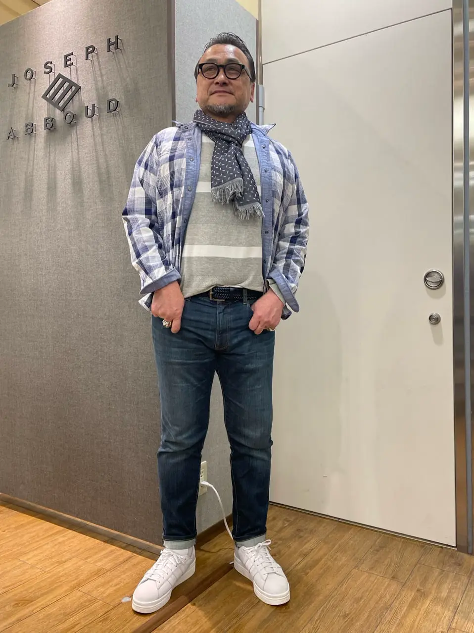 JOSEPH ABBOUD 辰見 コーディネート画像