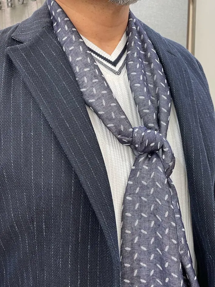 JOSEPH ABBOUD 辰見 コーディネート画像