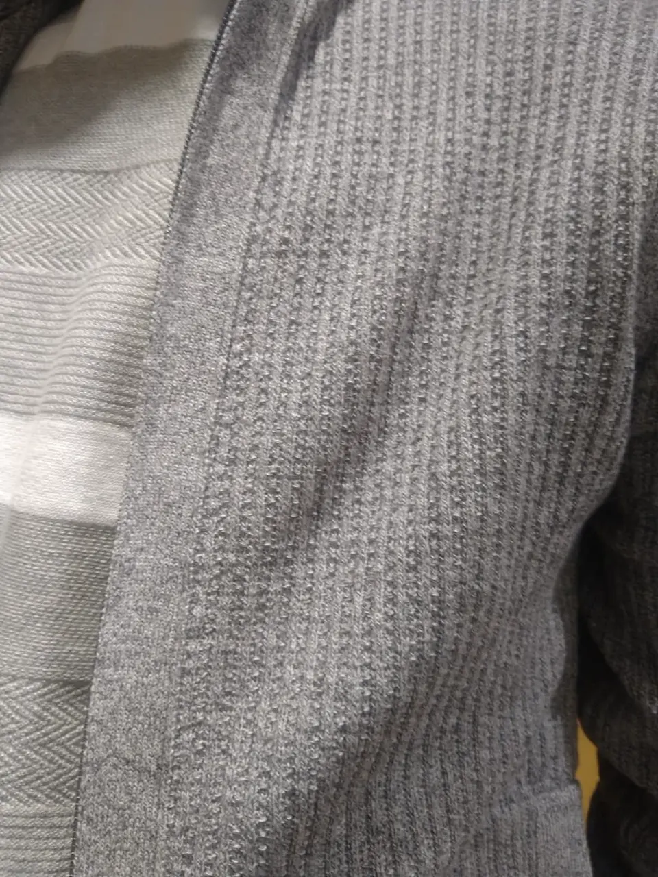 JOSEPH ABBOUD 重留 コーディネート画像