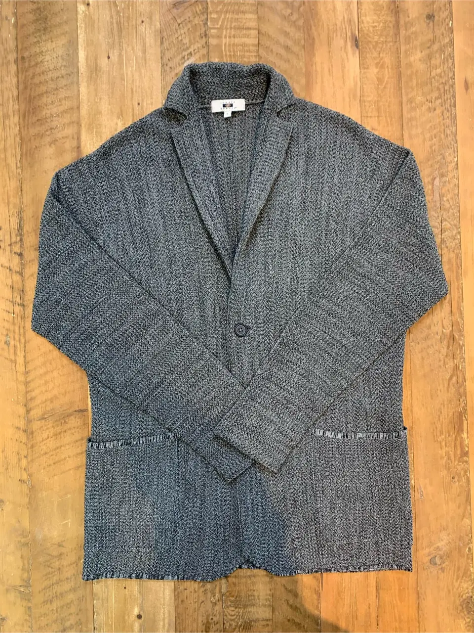 JOSEPH ABBOUD スタッフ コーディネート画像