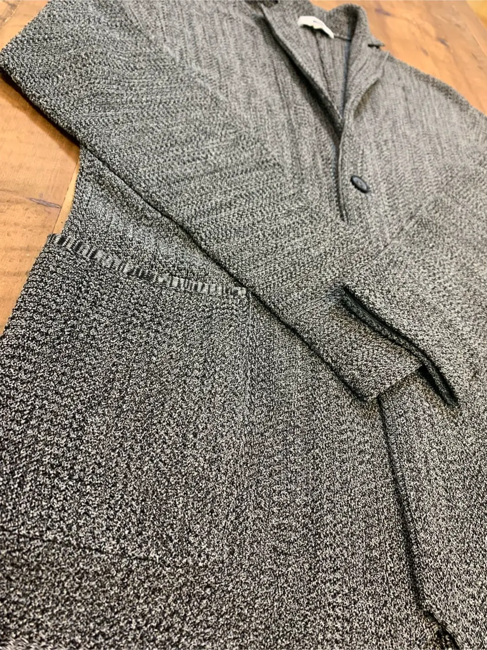 JOSEPH ABBOUD スタッフ コーディネート画像