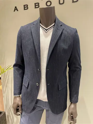 JOSEPH ABBOUD 伊津野 コーディネート画像