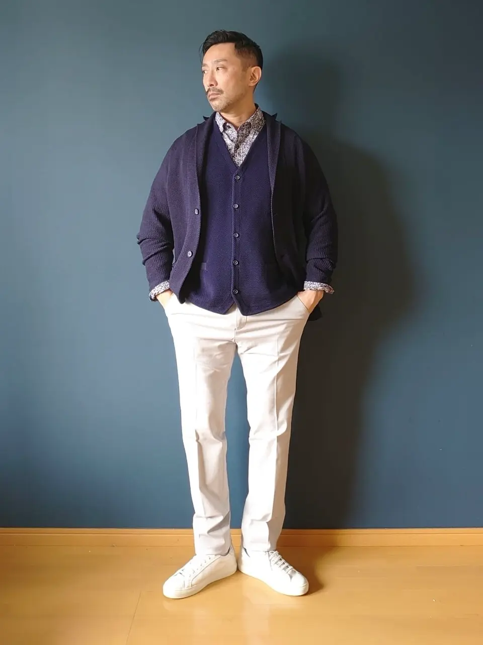 JOSEPH ABBOUD 安東 コーディネート画像