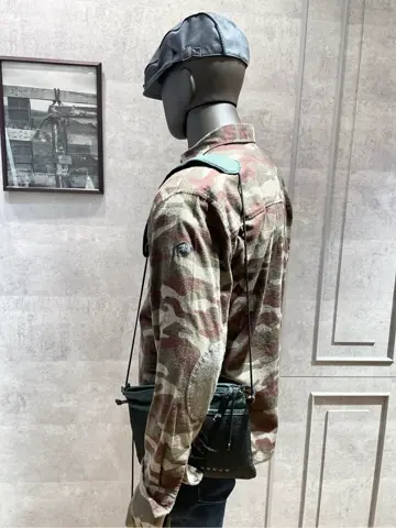 JOSEPH ABBOUD 二澤 コーディネート画像