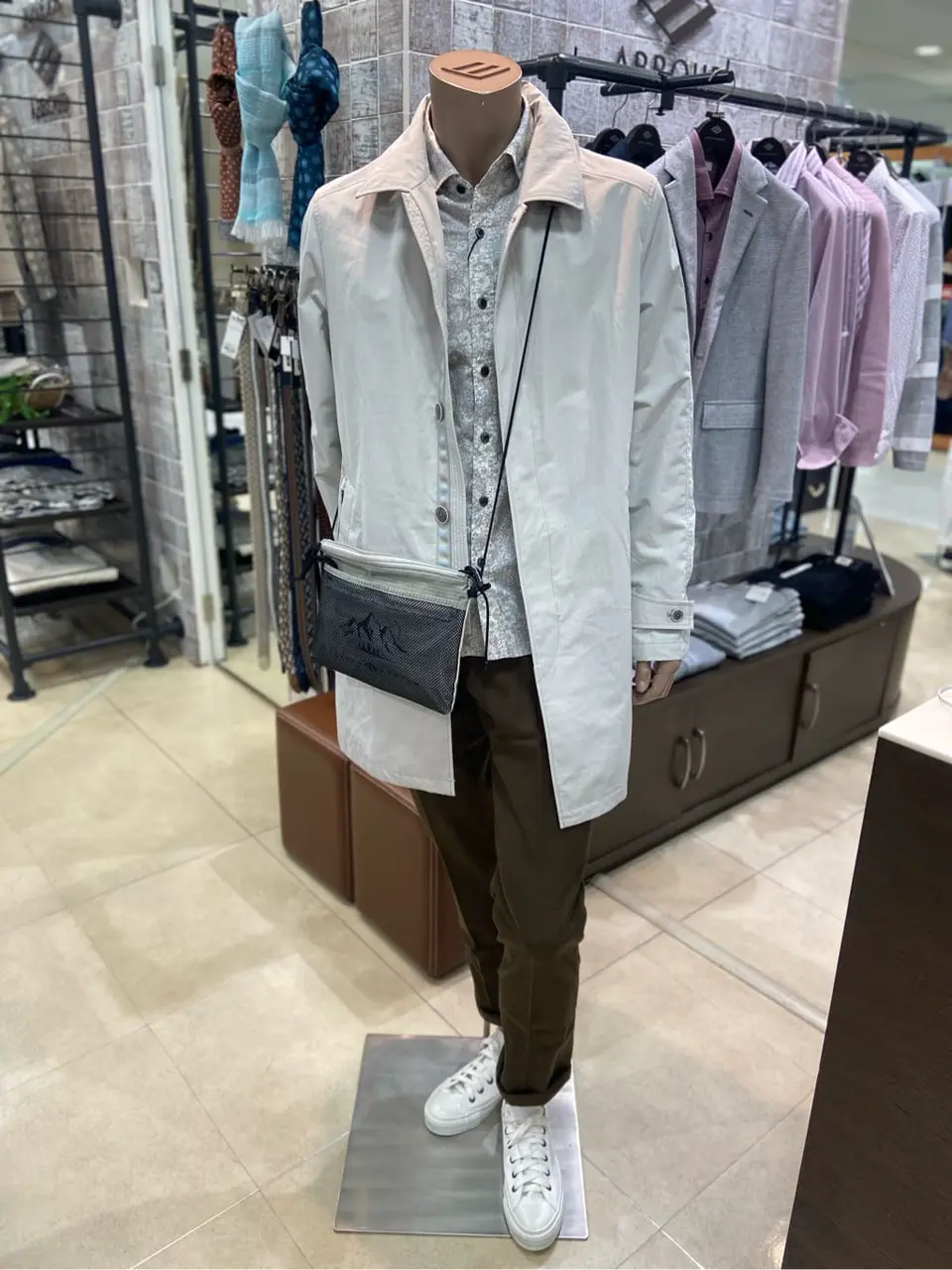  たかい　かおり コーディネート画像