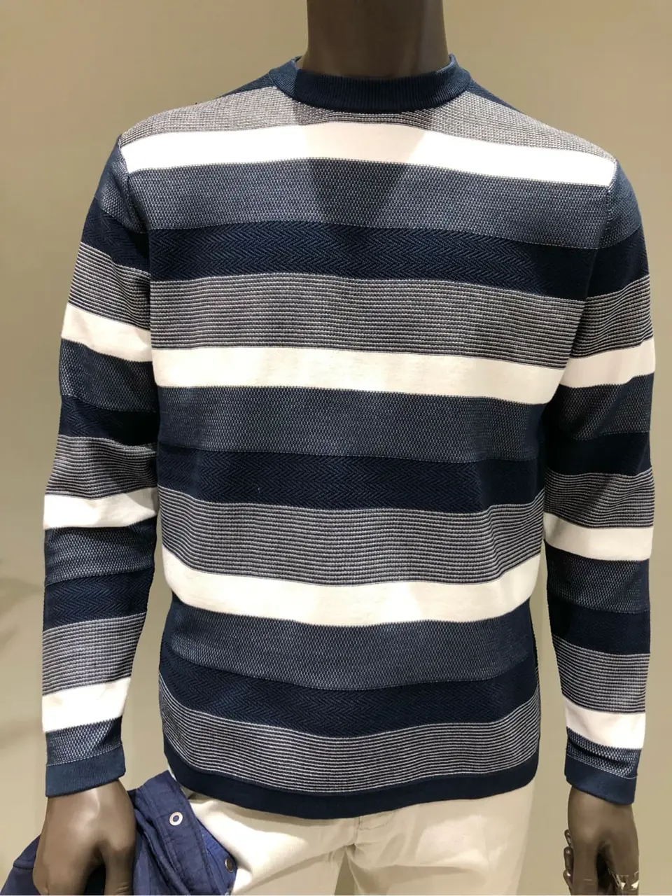 JOSEPH ABBOUD 川田 コーディネート画像