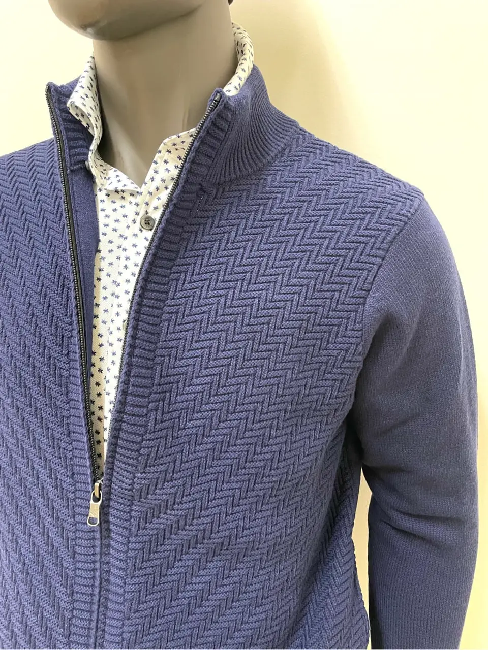 JOSEPH ABBOUD 金本 コーディネート画像