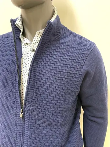 JOSEPH ABBOUD 金本 コーディネート画像