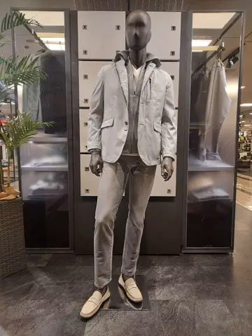 JOSEPH ABBOUD 宮下 コーディネート画像