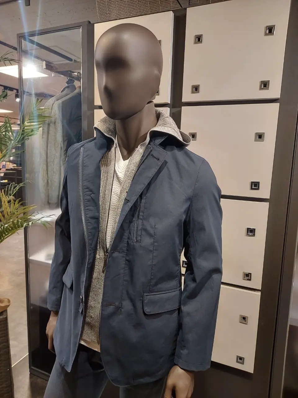 JOSEPH ABBOUD 宮下 コーディネート画像