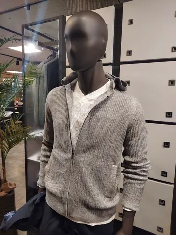 JOSEPH ABBOUD 宮下 コーディネート画像