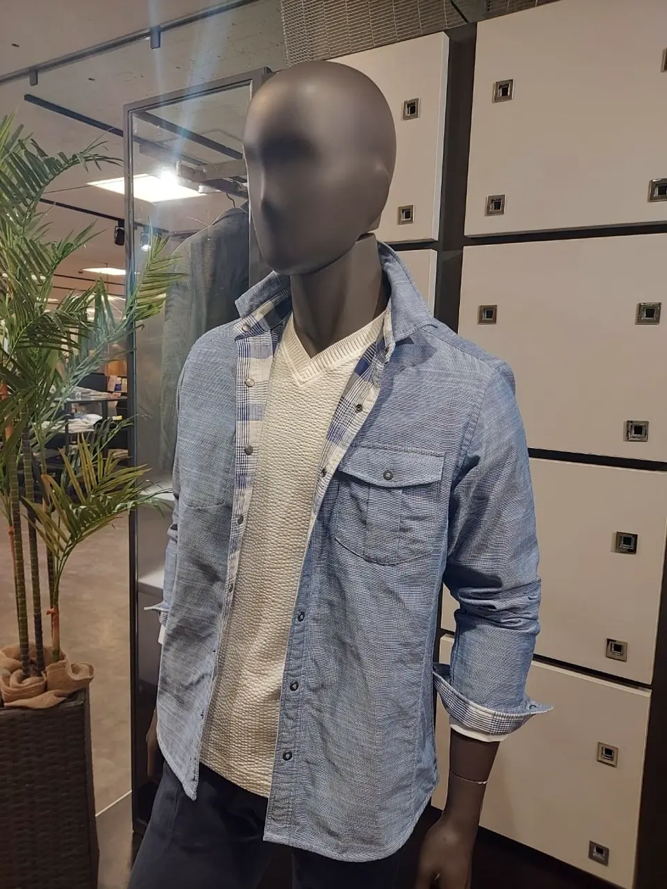 JOSEPH ABBOUD 宮下 コーディネート画像