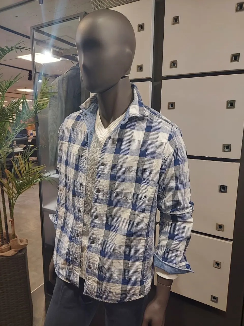 JOSEPH ABBOUD 宮下 コーディネート画像