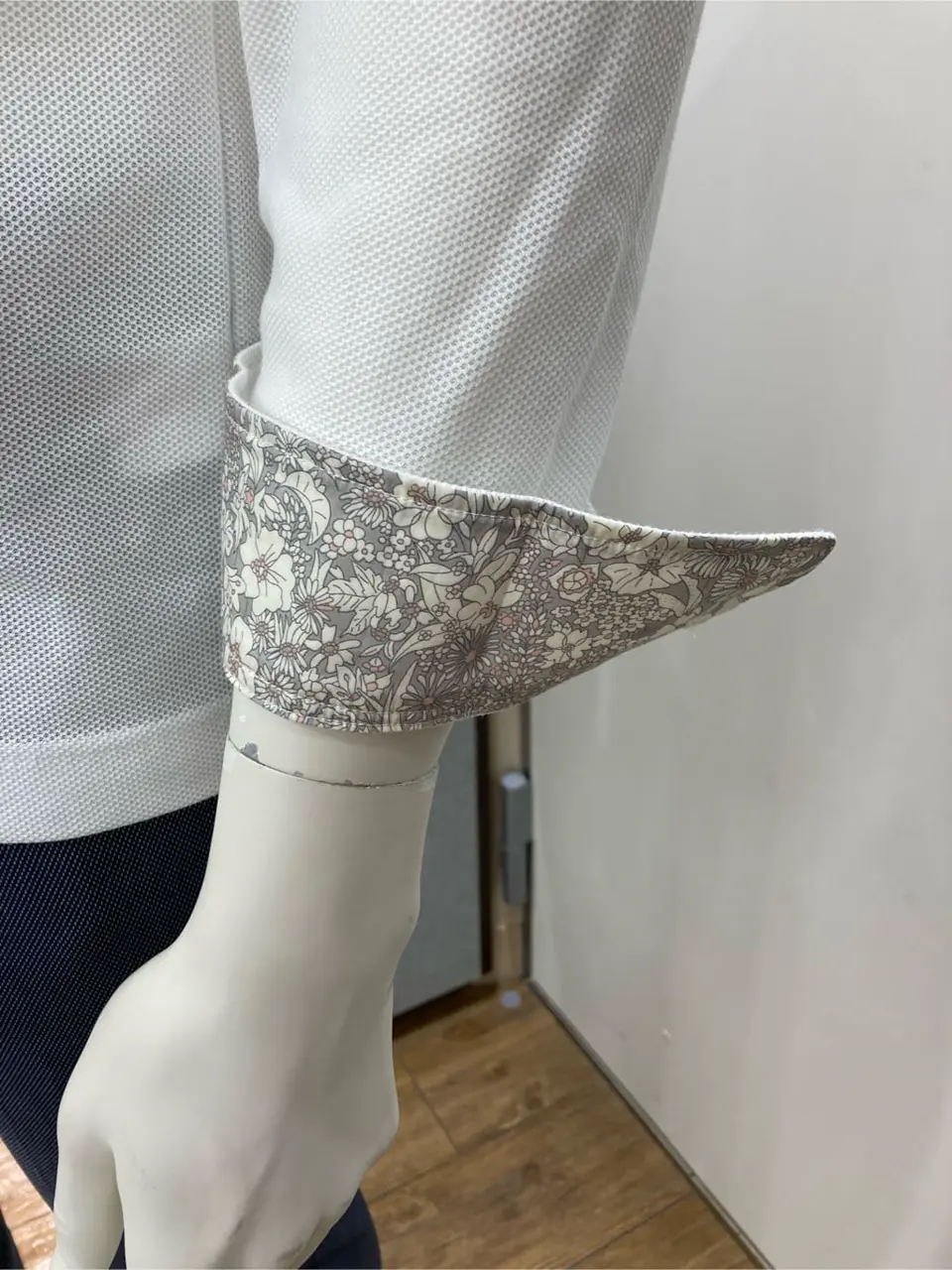 JOSEPH ABBOUD 丈六 コーディネート画像