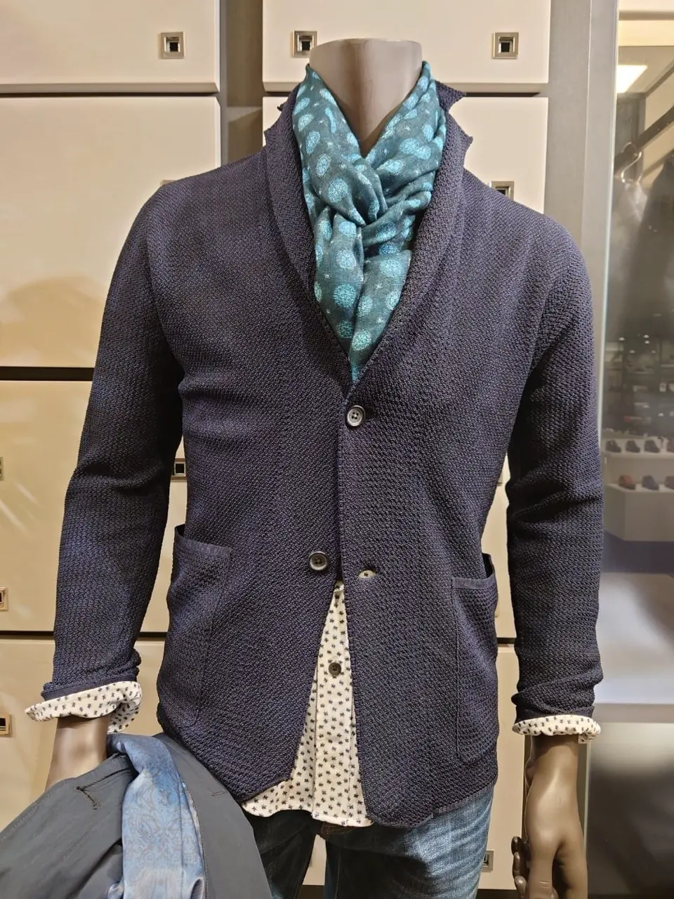JOSEPH ABBOUD 石川 コーディネート画像
