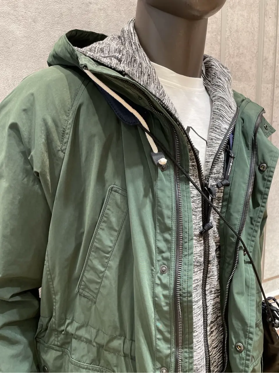 JOSEPH ABBOUD 二澤 コーディネート画像