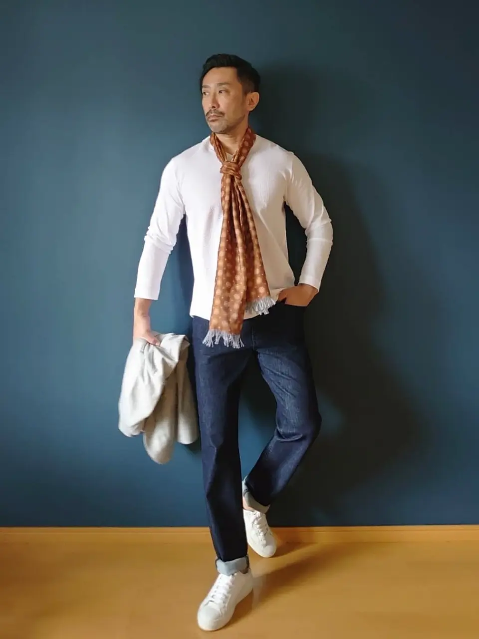 JOSEPH ABBOUD 安東 コーディネート画像