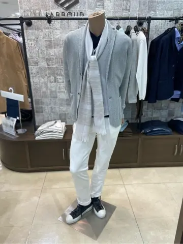 JOSEPH ABBOUD たかい　かおり コーディネート画像
