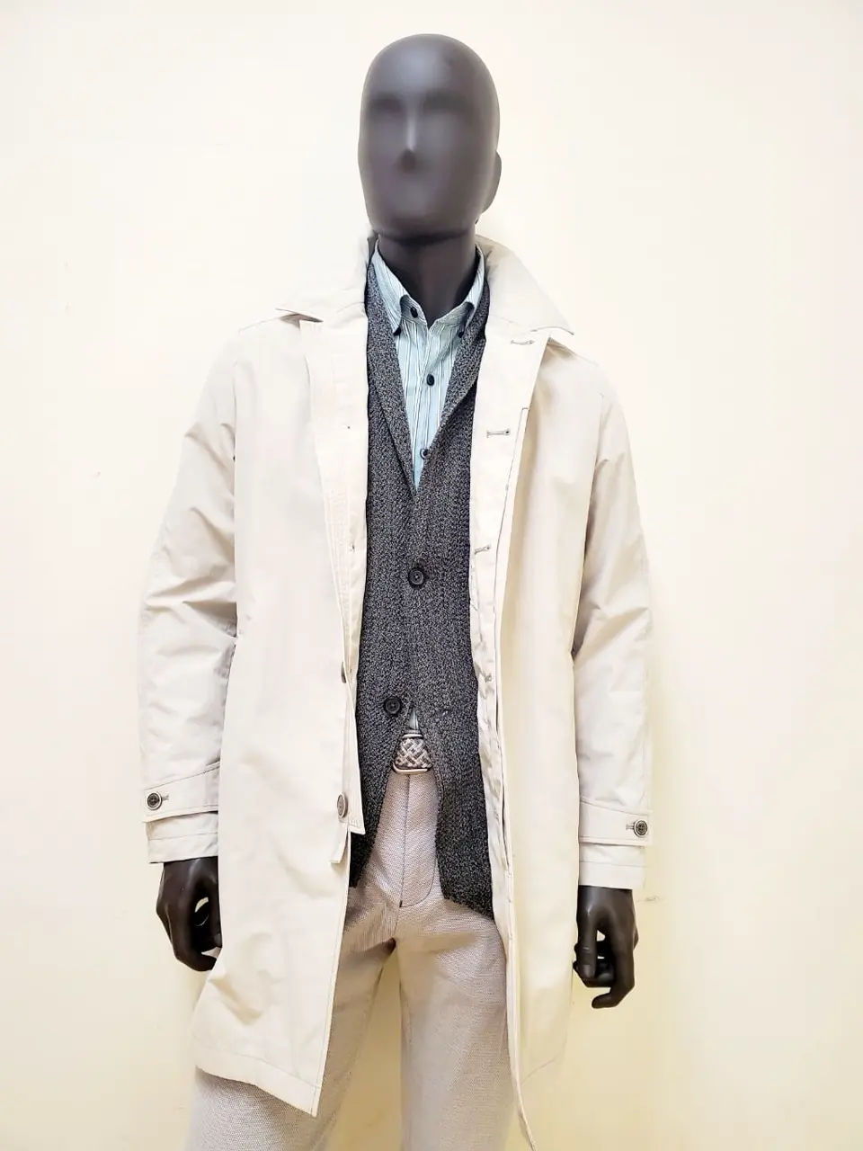 JOSEPH ABBOUD 亀井 コーディネート画像