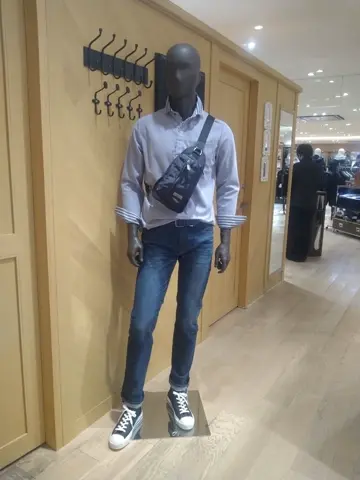 JOSEPH ABBOUD 重留 コーディネート画像