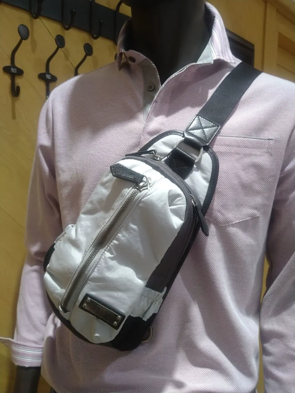 JOSEPH ABBOUD 重留 コーディネート画像