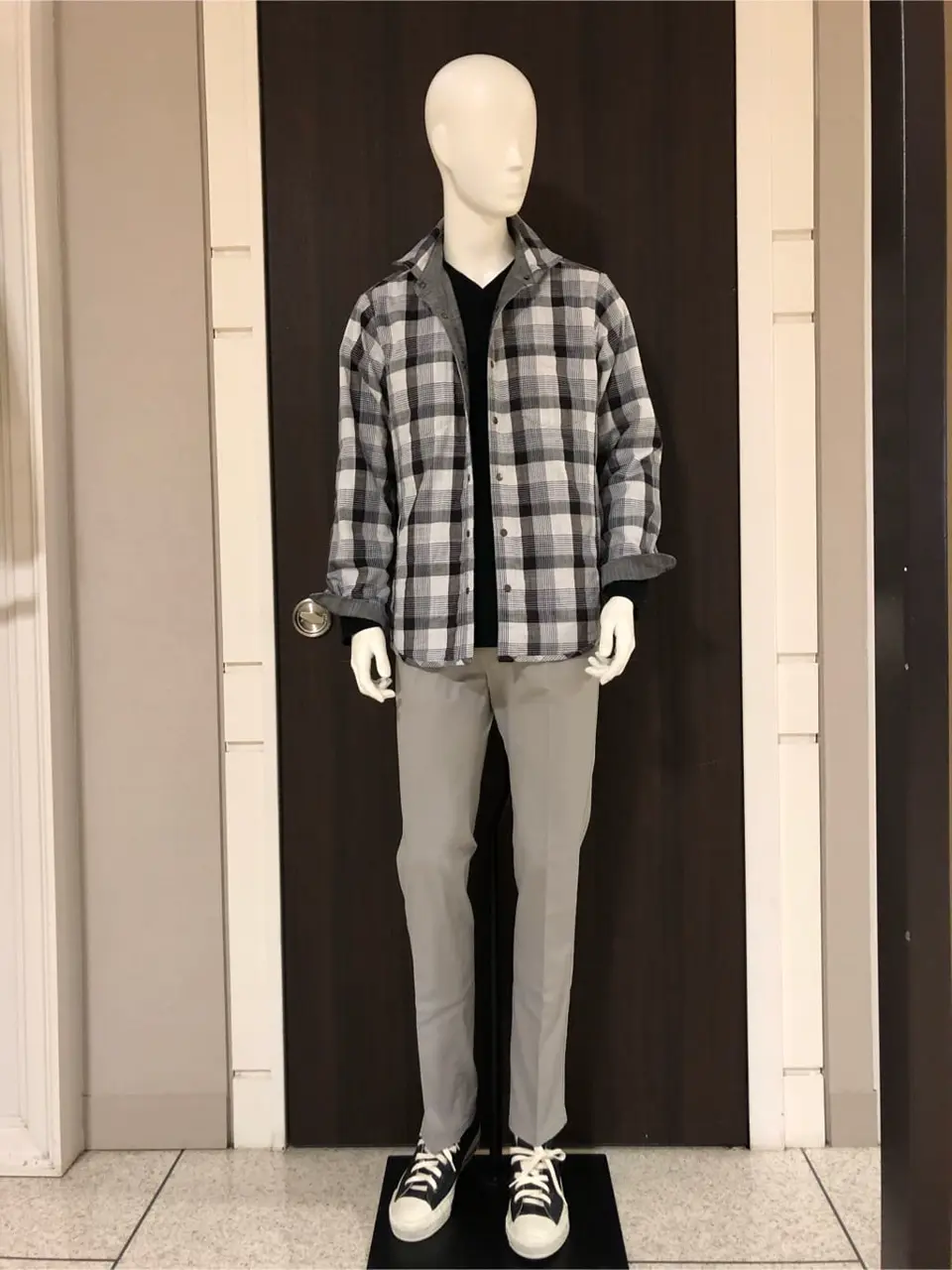 JOSEPH ABBOUD 山口 コーディネート画像