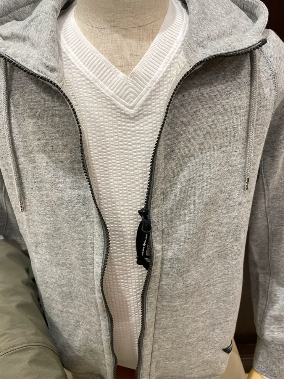 JOSEPH ABBOUD 松山 コーディネート画像