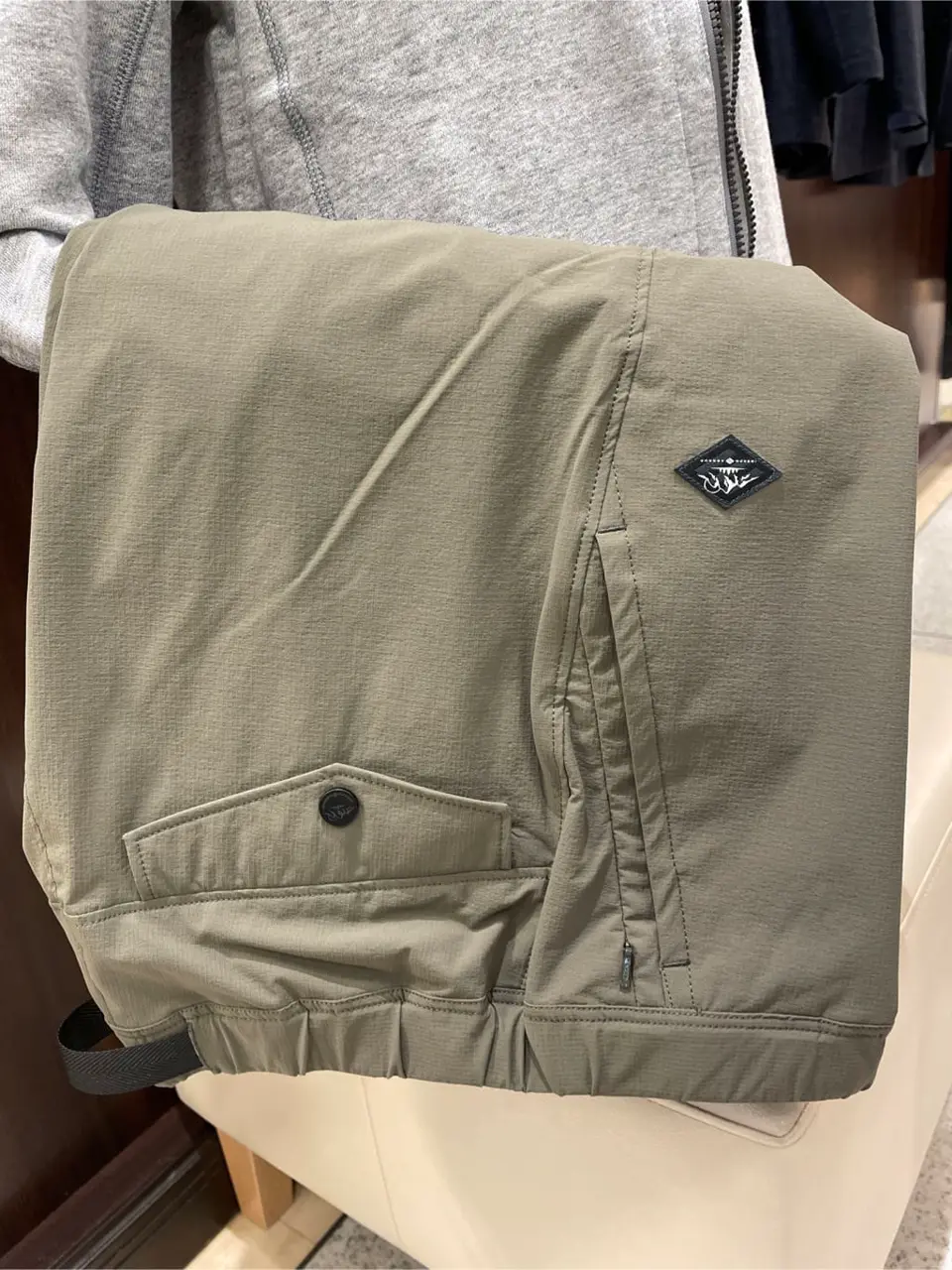 JOSEPH ABBOUD 松山 コーディネート画像