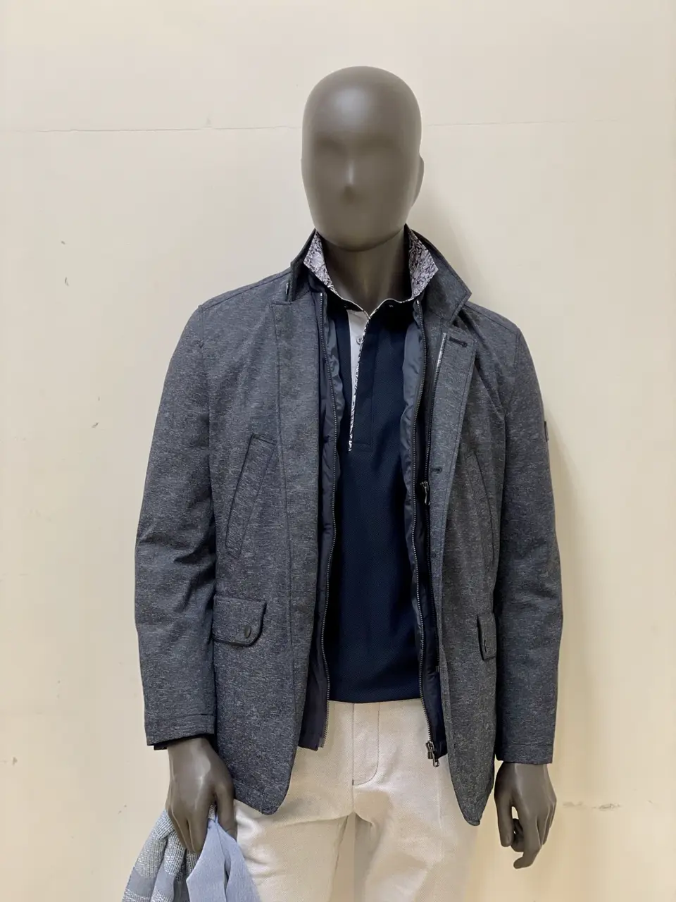 JOSEPH ABBOUD 金本 コーディネート画像