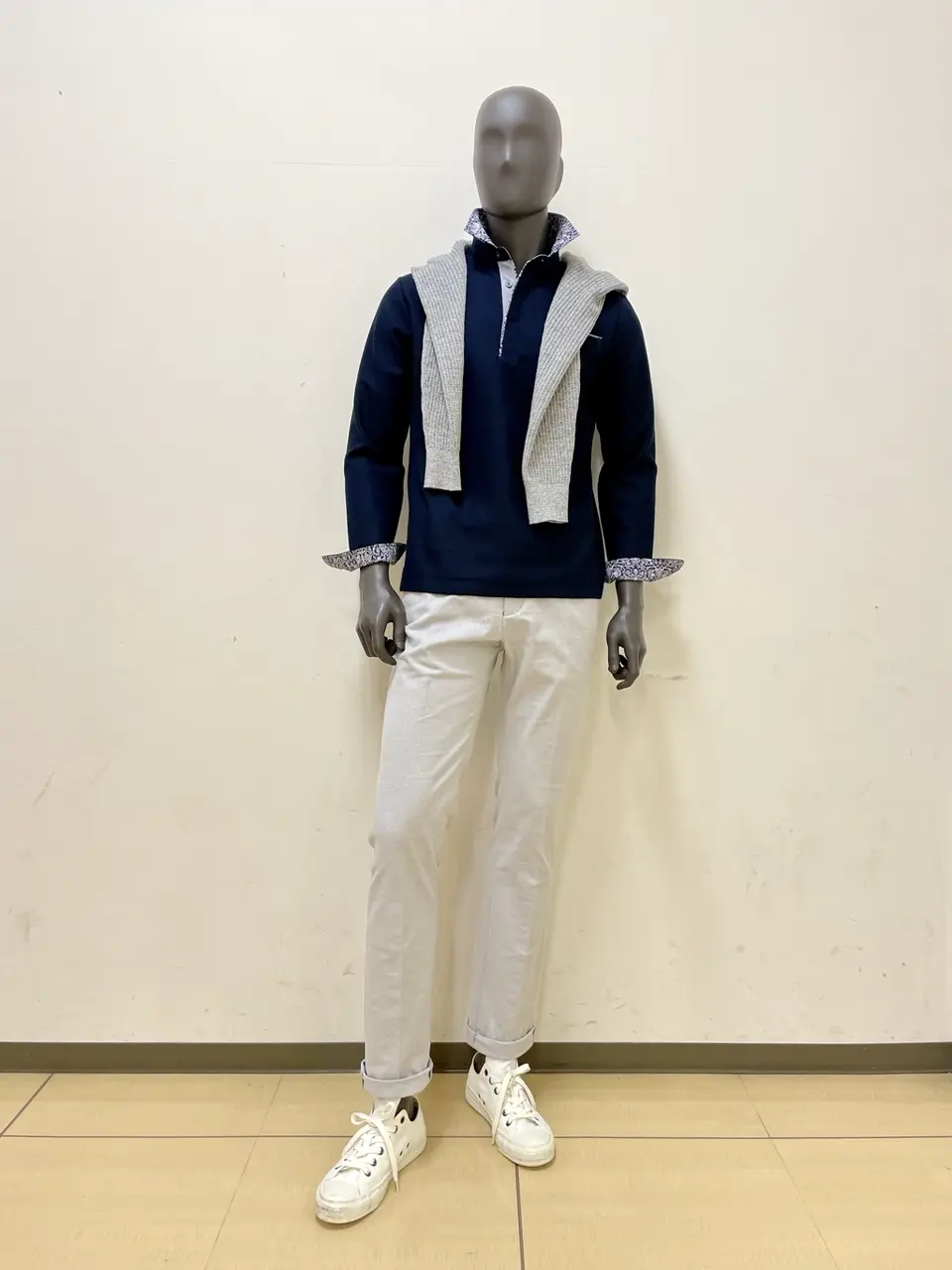 JOSEPH ABBOUD 金本 コーディネート画像