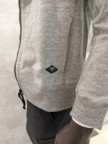 JOSEPH ABBOUD 大久 コーディネート画像