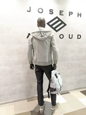 JOSEPH ABBOUD 大久 コーディネート画像