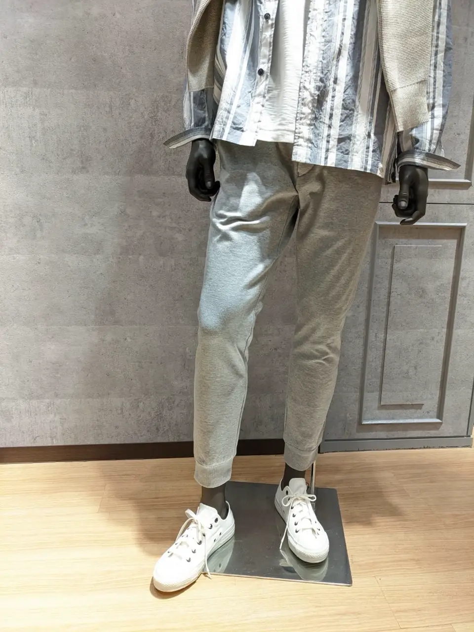 JOSEPH ABBOUD 大久 コーディネート画像