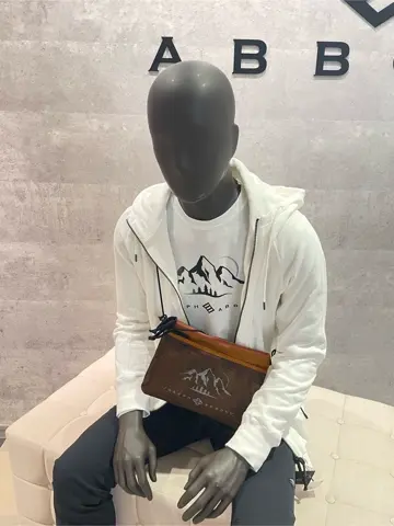 JOSEPH ABBOUD 東　 コーディネート画像