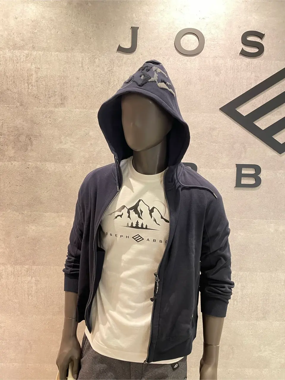 JOSEPH ABBOUD 東　 コーディネート画像